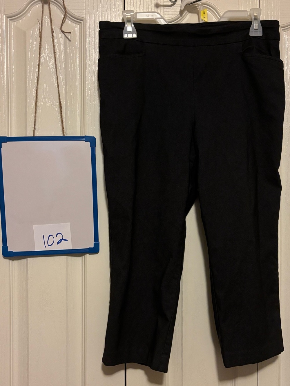 Time and Tru Dark Blue Pull-On Stretch Capris
